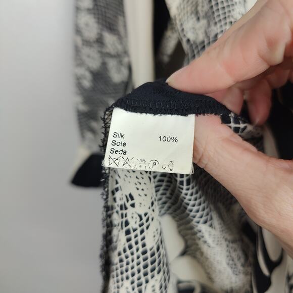 Vintage Gerard Darel Silk Top Womens 38 US 2-4 White Black Floral Button Up Vtg - Picture 7 of 9